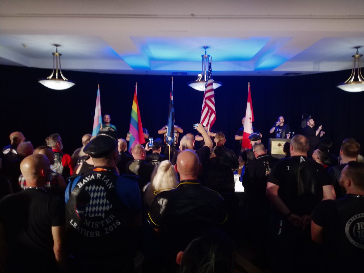 ILSBICBB's tweet photo. The presentation of the flags
#onlyatilsb #onlyaticbb https://t.co/UirQCoMtYG
