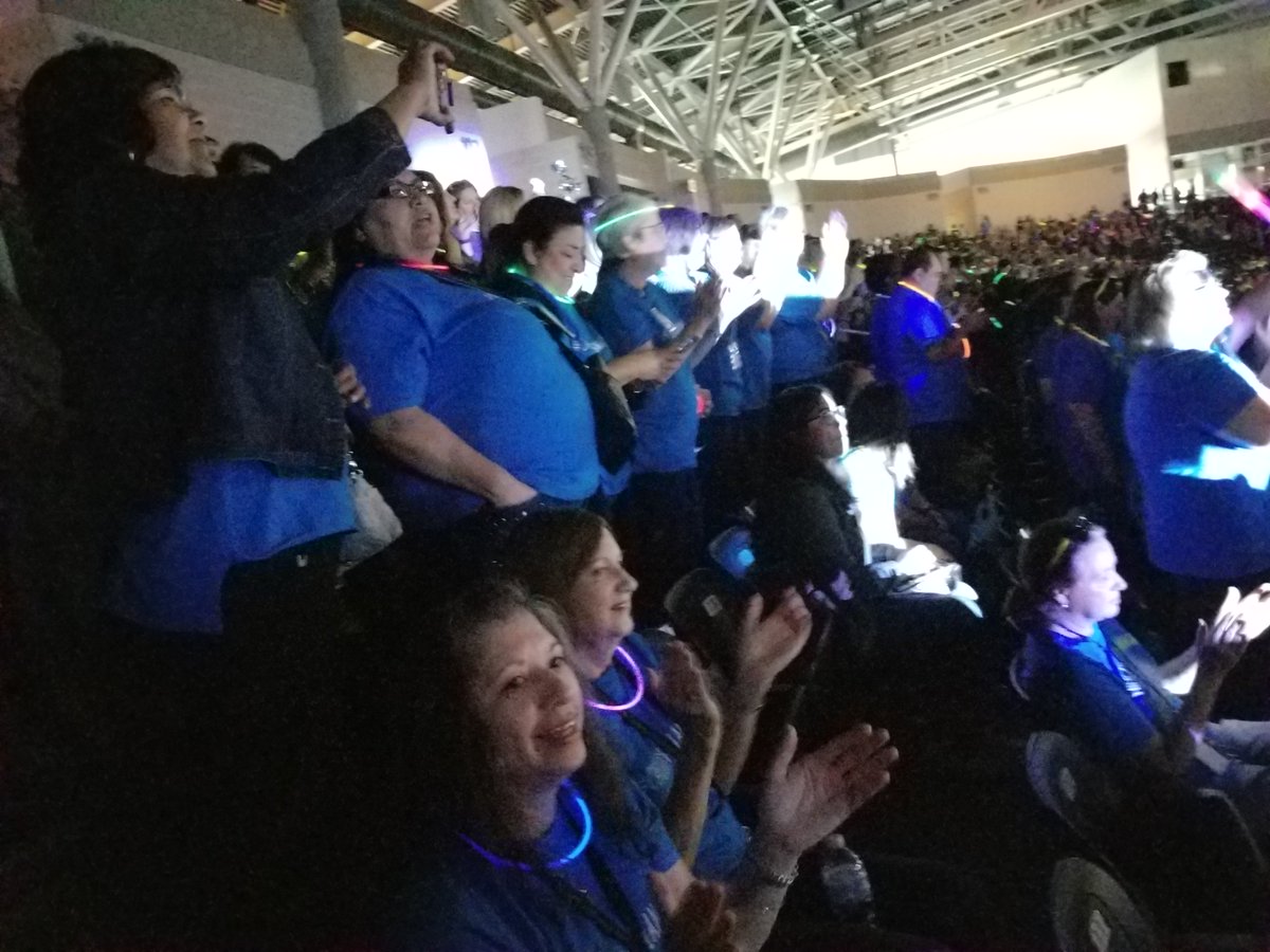 DSanchezGISD's tweet photo. @gisdstudentserv @gisdengagement 
2018-2019 Convocation!
#MannyScott https://t.co/zXhT1n9LHX