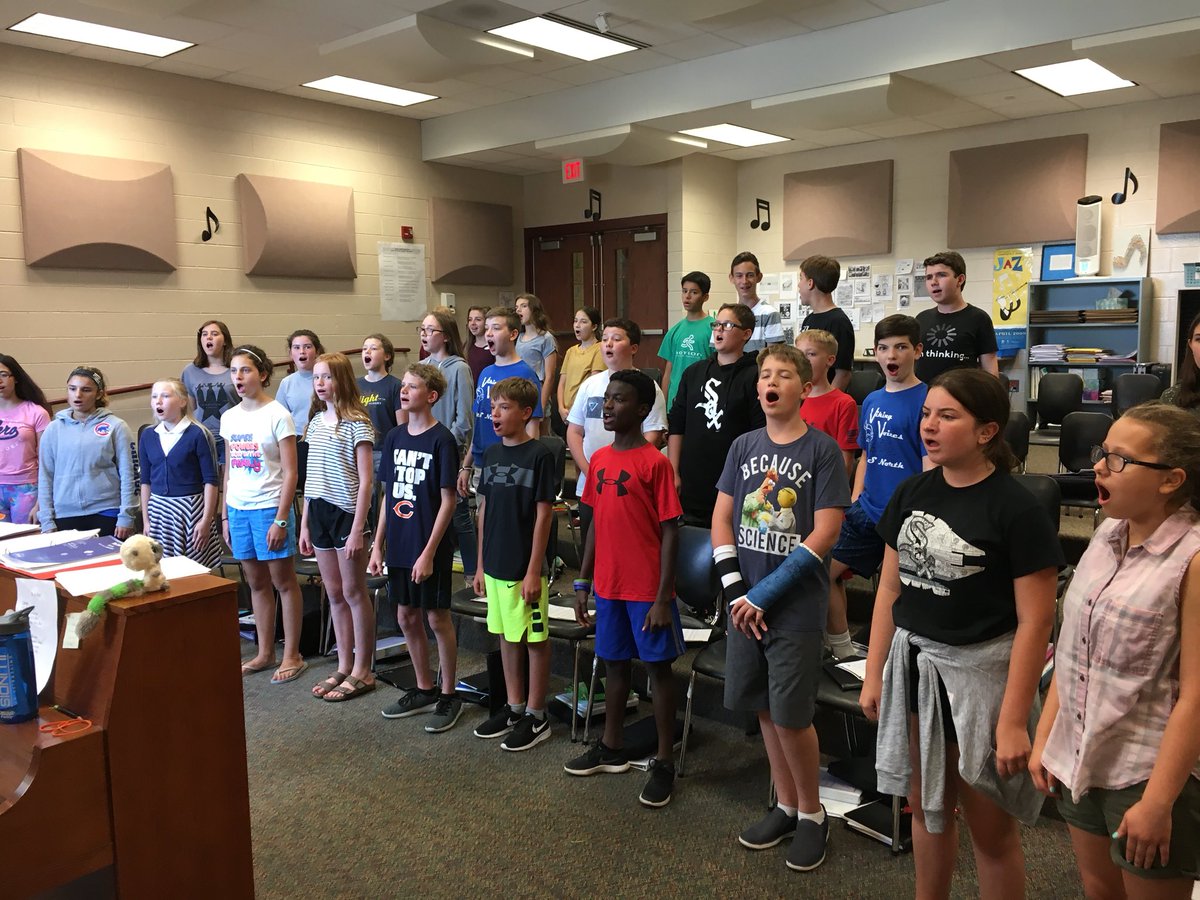 gmsnchoir304's tweet photo. A few scenes from our first seven days of school. Our choirs have already been working hard and are off to a great start! #GameChanger304 @GMSNPrincipal @support304music @Geneva304 https://t.co/4g9zMcrV3B