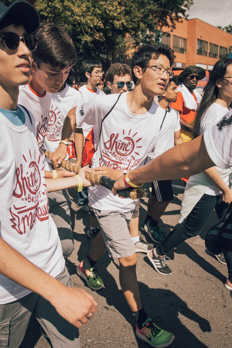 McMasterEng's tweet photo. More than 300 @McMasterU engineering students pulled a bus through downtown #HamOnt today to raise money for @CFCanada as part of @msu_shinerama #BigIdeas #MacEng https://t.co/iWMPIMHOxP