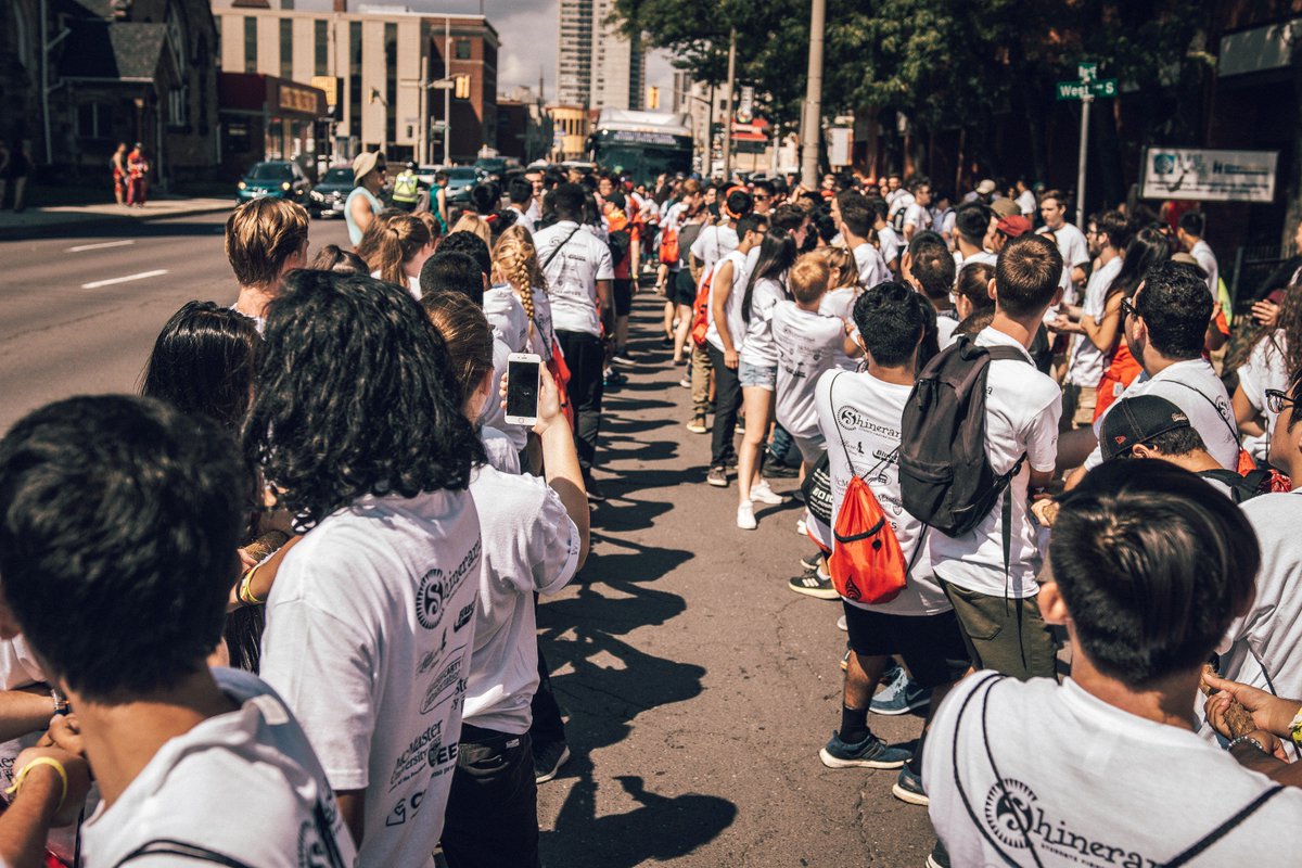 McMasterEng's tweet photo. More than 300 @McMasterU engineering students pulled a bus through downtown #HamOnt today to raise money for @CFCanada as part of @msu_shinerama #BigIdeas #MacEng https://t.co/iWMPIMHOxP