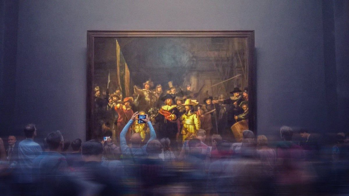 MuseumTrustee's tweet photo. Do smart phones have a place in the museum? According to a survey done by Cuseum, the answer is “yes.” Learn more: https://t.co/ufbLqVCQpD @Cuseum #smartphones #techinmuseums #museums #museumtrustees #technology https://t.co/d3QSwKMPqd