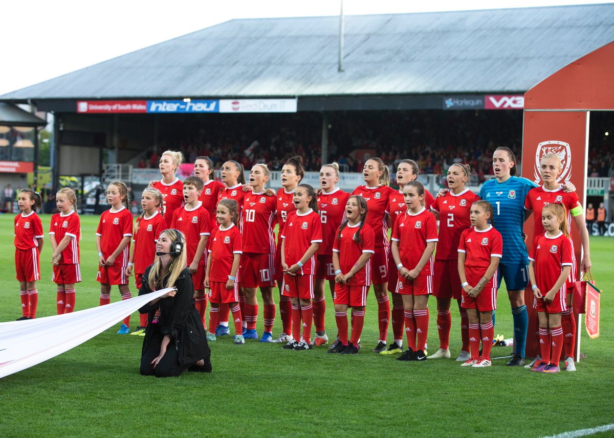 Cymru's tweet image. Our incredible journey may appear to be over but it's inspirational what this team has achieved. They've created a future. 

Always #TogetherStronger 🏴󠁧󠁢󠁷󠁬󠁳󠁿❤️