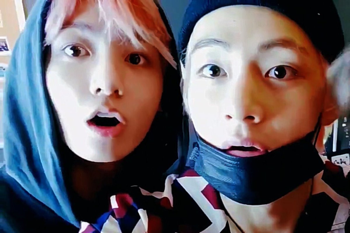 Coz TAEKOOK is just so TAEKOOK that they always choose not to share each other’s selca on social media anymore!  #vkook  #kookv  #taekook 
