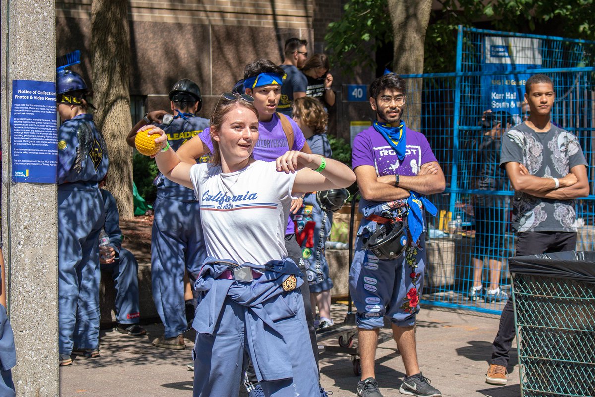 FEAStorontometu's tweet photo. Orientation Week: Day 5 What. A. Week. And what better way to cap it off than with a handful of fundraising activities for cystic fibrosis research. #roadtoryerson #HelloFEAS #ryersonfeas https://t.co/LKK1cVALUw