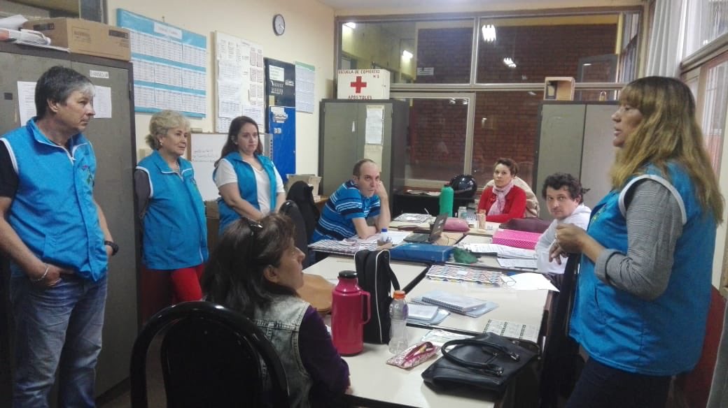 mariluleverberg's tweet photo. Excelente recibimiento de los colegas a la LISTA 10 😍 #Epet30 de San José. #EPET5 de Apóstoles y escuela de comercio 3 #gestion #cercanía @udpm_misiones @ADOMIS_Misiones https://t.co/nahXS5AOYx