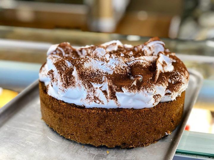 TheCakeShopPem's tweet photo. Coffee pie 😊🍰🥧🍫☕️☕️☕️ #cake #cakes #sponge #spongecake #cakeshop #thecakeshoppembroke #pembroke #pembrokeshire #buttercream #buttericing #icing #pastry #pastrychef #pie #coffee #coffeepie #biscuitbase #italianmeringue #meringue #butterybiscuitbase #coffeecustard https://t.co/kxkI4AGI6W