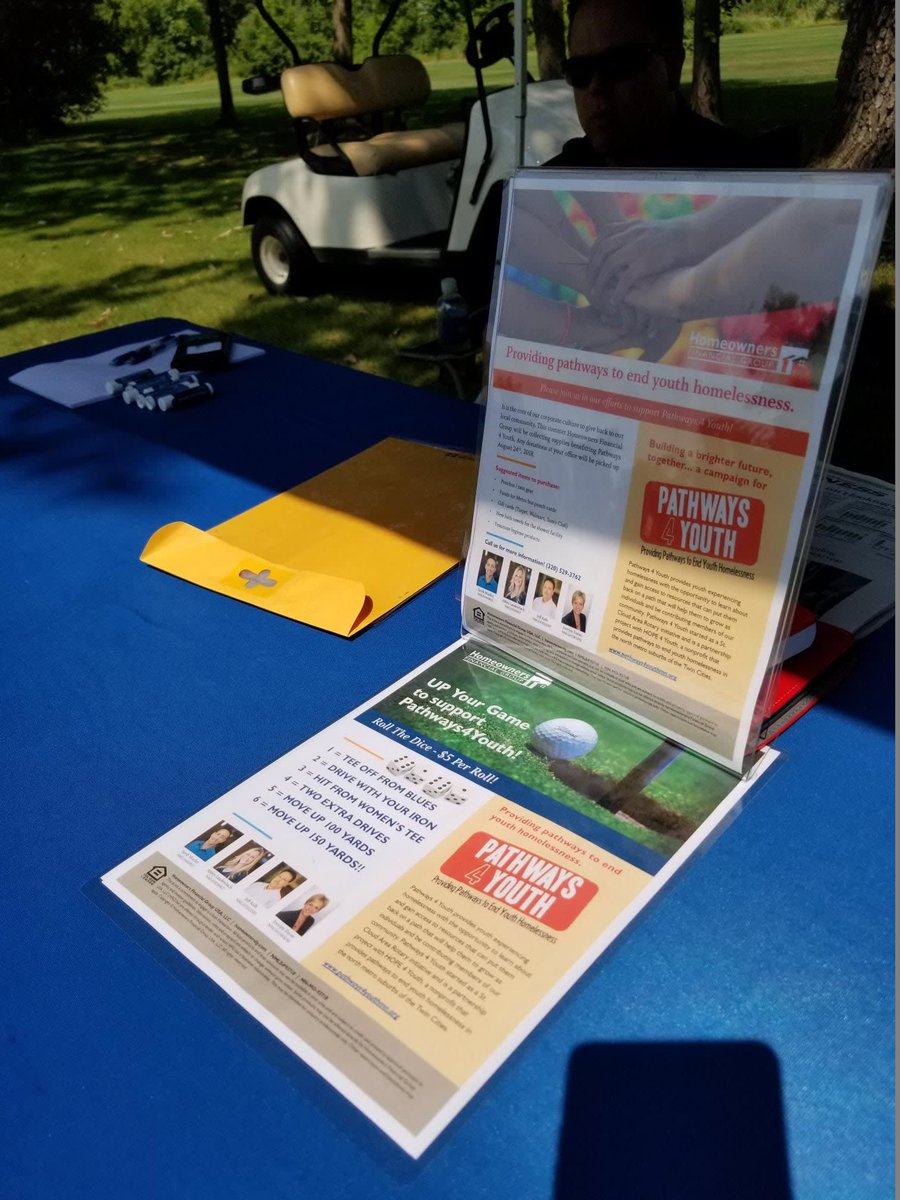 homeownersfg's tweet photo. Our #WaitePark branch had a booth at a golf tournament, participated in a neighborhood block party, and collected donations for Pathways 4 Youth as part of their 2018 Summer Charitable Initiative.
 
#HFGGivesBack https://t.co/8cWBGla9Lt