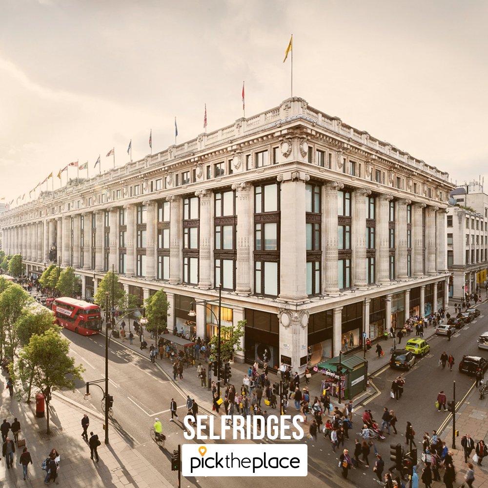 #selfridges is a tough competitor for #harrods.
.
.
.
#selfridges #competitors #harrods #shopping #pleasure #ukflag  #pleasure #majestic #stunning #southwest #londondiaries #picktheplace #london #travel  #trips #beauty #floral #vintage #vacationrental #vacationrentals