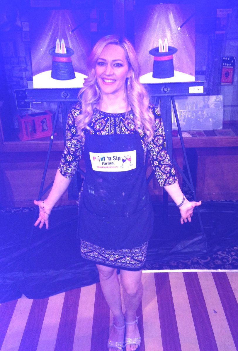 PaintSipParties's tweet photo. A magical night! Paint ‘n Sip Party at the Magic Castle, Hollywood! #magiccastle #hollywood #paintandsip #paintandsipLA #paintparty #artisforeveryone #wine #teaching #lovemywork https://t.co/sJPviY4pQa