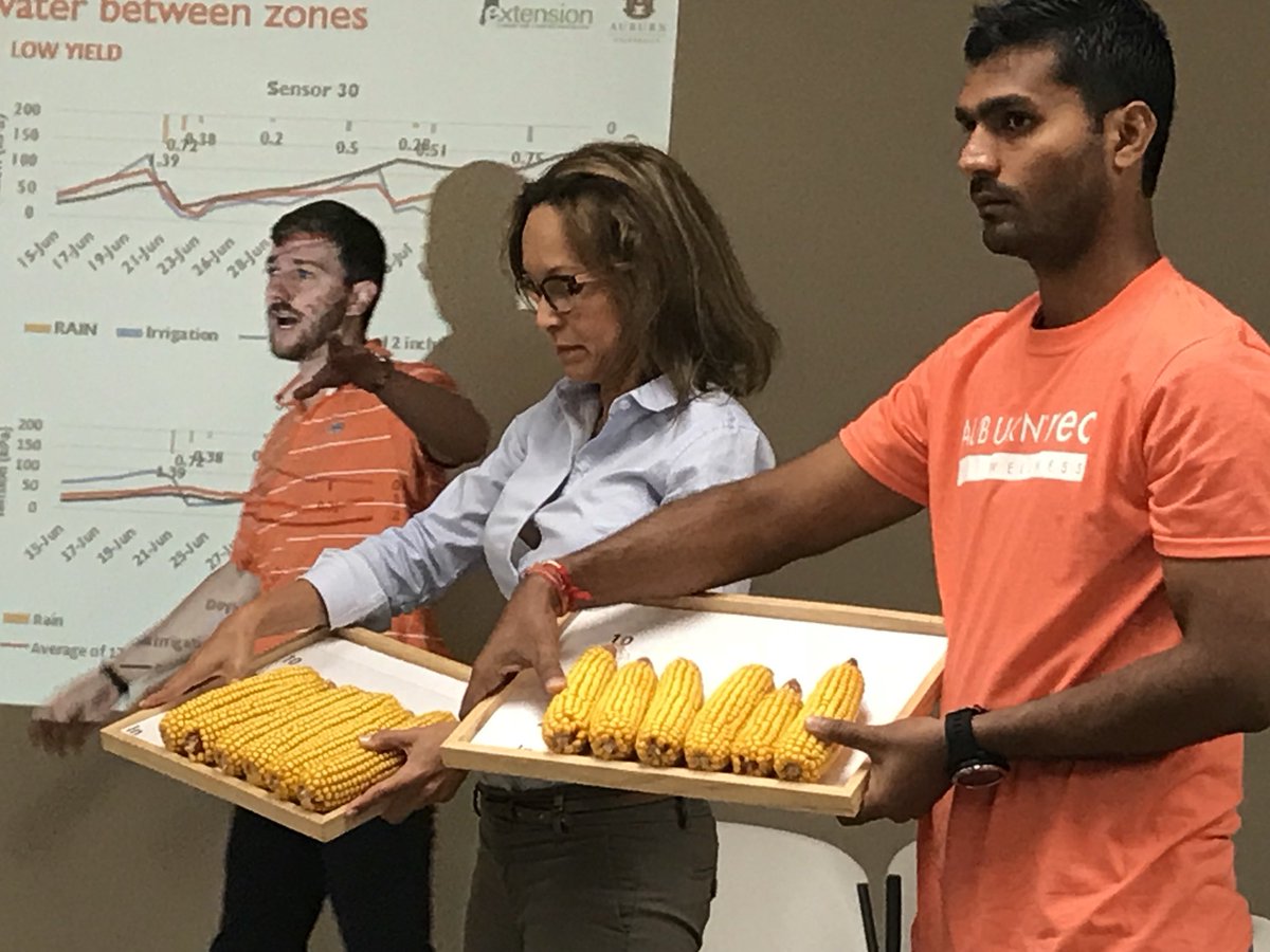 BrendaOrtiz_PA's tweet photo. Good discussions with @AlfaFarmers   on the #profits from #irrigation,  Variable Rate Irrigation, (#VRI), and use of #soil #sensors for Irrigation scheduling. Farmers said: it is not only Irrigation, it is also changing your seeding rate and fertility within the field. @ACESedu https://t.co/4EgHh0M4Ai