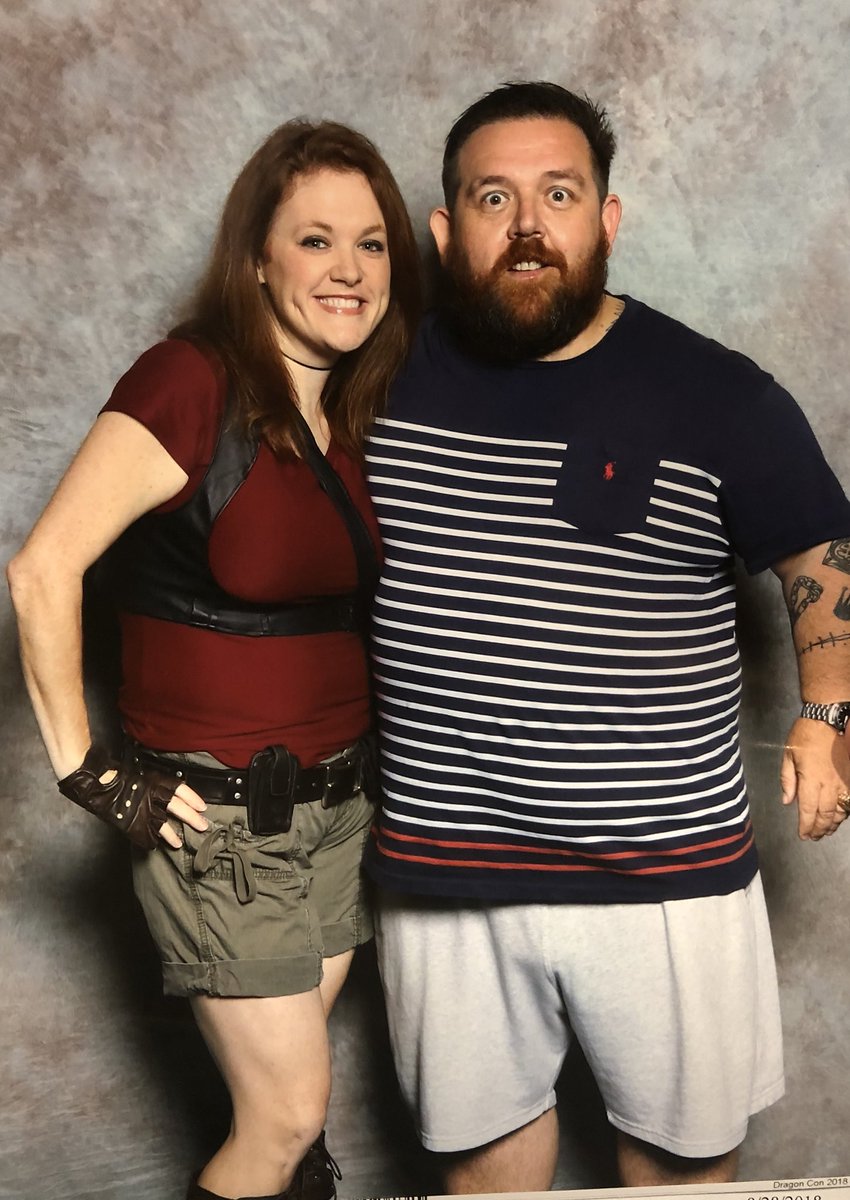How’s that for a slice of fried gold? #nickfrost #rubyroundhouse @DragonCon