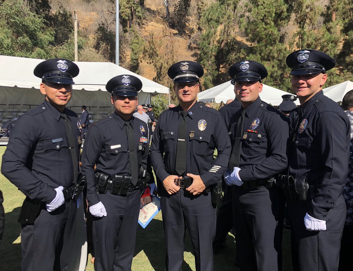 LAPDMarcReina's tweet image. Please join me in welcoming the newest members of the @LAPDCentralArea family. #AcademyGraduation