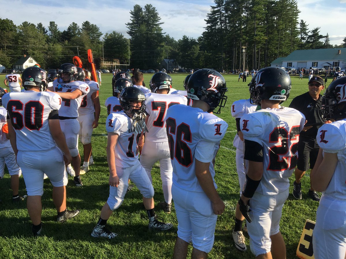 Jon_Cole_'s tweet photo. Another touchdown by Lisbon now 16-0 over Fryeburg academy 2nd qtr #blitz8 @WMTWTV https://t.co/UHqp1Nnru0