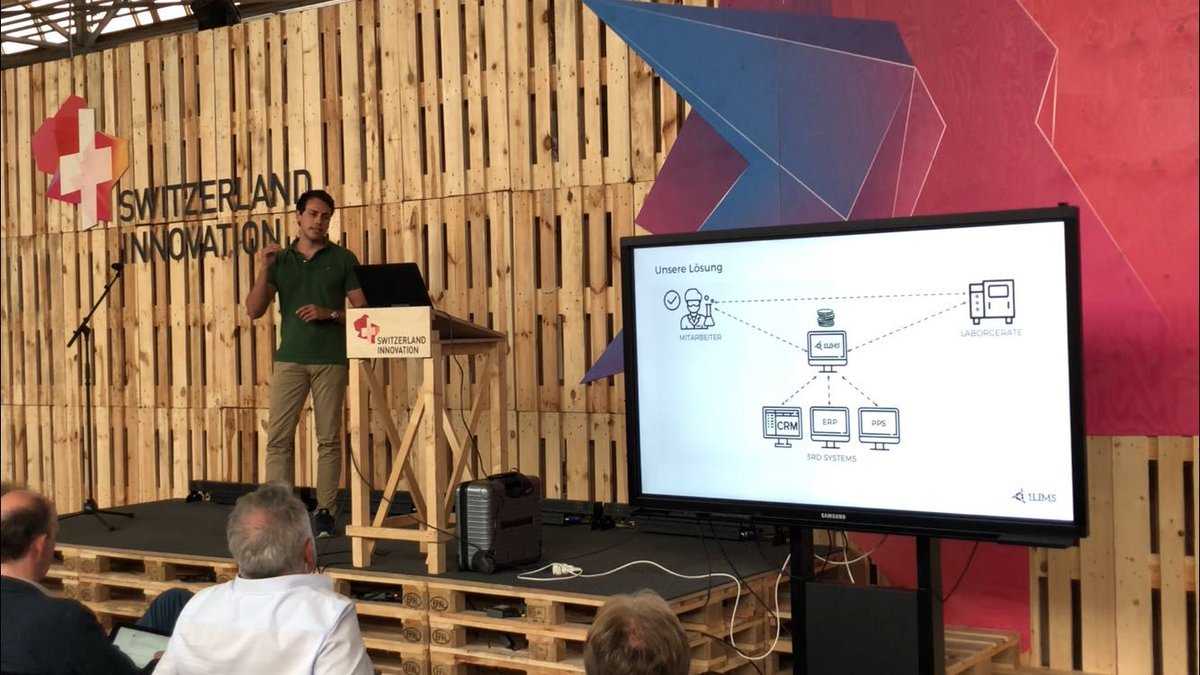 1Lims's tweet photo. Jonas Greminger präsentiert gerade 1LIMS im Innovationspark @Switzerlandinnovation vor verschiedenen Vertretern aus der Laborbranche! Hier erfährst du mehr: https://t.co/rnnCA5MMNx  #Partnership #Digital #Entrepreneur #LIMS #Lab https://t.co/rm692MDUx4