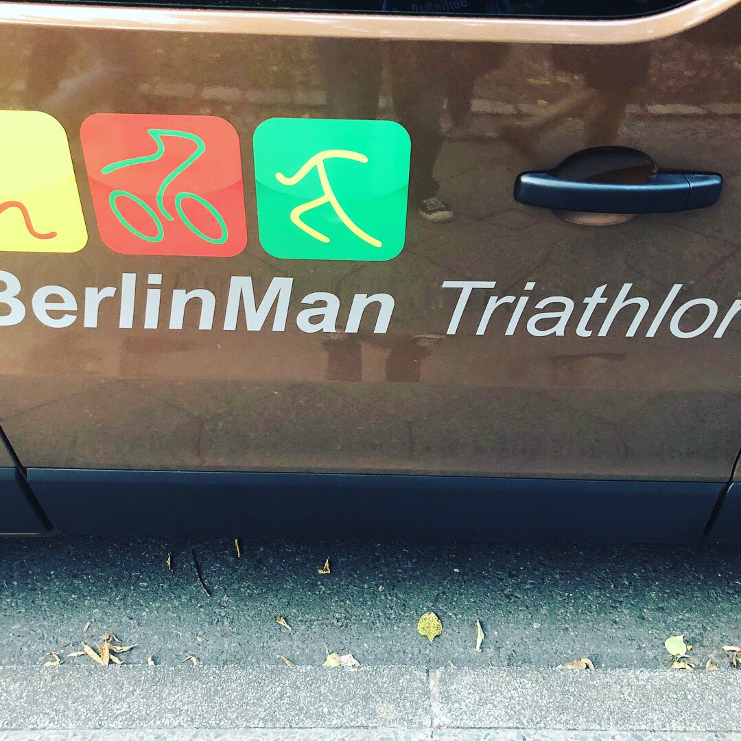 renelauberlin's tweet photo. Morgen und Übermorgen bebt wieder die #Triathlon szene in #Berlin beim #berlinman am #Wannsee im #Grunewald . Viel Glück und Erfolg allen #Teilnehmern . Kommt alle gesund durch und habt Spaß. 🏊🏻♂️🚴🏻♂️��🏻♂️https://t.co/uuIlkdCsbN https://t.co/YacrJnnP44
