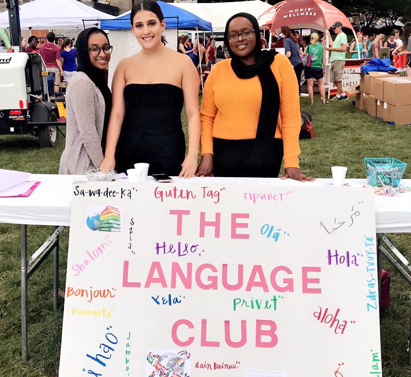 LanguageClubVT's tweet image. Gobblerfest today was a success 💗 super excited to meet all of our new members soon. Stay tuned for more details #SourceofCreatiVT @thesourcevt