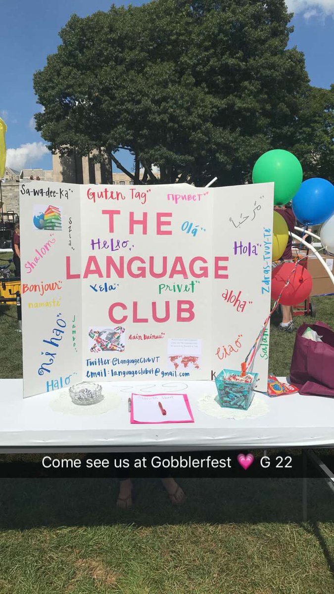 LanguageClubVT's tweet image. Gobblerfest today was a success 💗 super excited to meet all of our new members soon. Stay tuned for more details #SourceofCreatiVT @thesourcevt