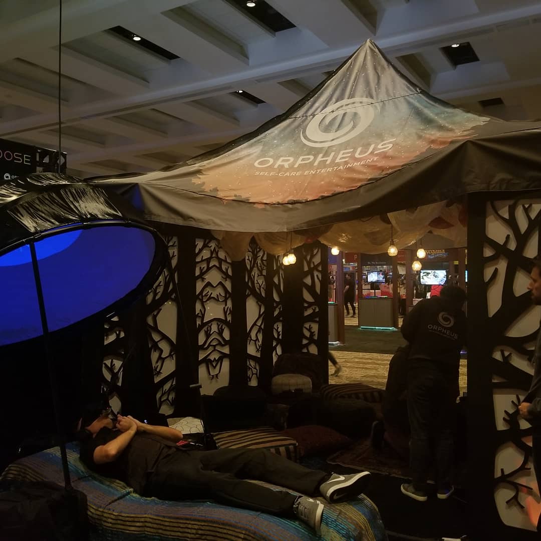 dianamoon's tweet photo. Interesting booth using your voice and sound! @orpheus_sce #soundself #PaxWest https://t.co/JHnJo8vj6R