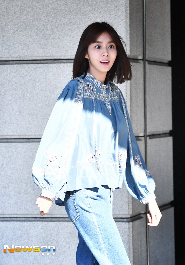 ThailakornIkram's tweet photo. Uee going to film #happytogether3
#uee #uie #유이  #김유이 #김유진 #金宥真 #afterschool #애프터스쿨  #yuleumentertainment #열음엔터테인먼트 #하나뿐인내편 #mybeautifulally #myonlyone 
Cr naver https://t.co/UrlKaX7D5t