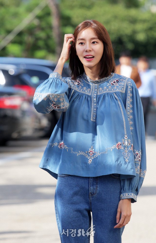 ThailakornIkram's tweet photo. Uee going to film #happytogether3
#uee #uie #유이  #김유이 #김유진 #金宥真 #afterschool #애프터스쿨  #yuleumentertainment #열음엔터테인먼트 #하나뿐인내편 #mybeautifulally #myonlyone 
Cr naver https://t.co/UrlKaX7D5t