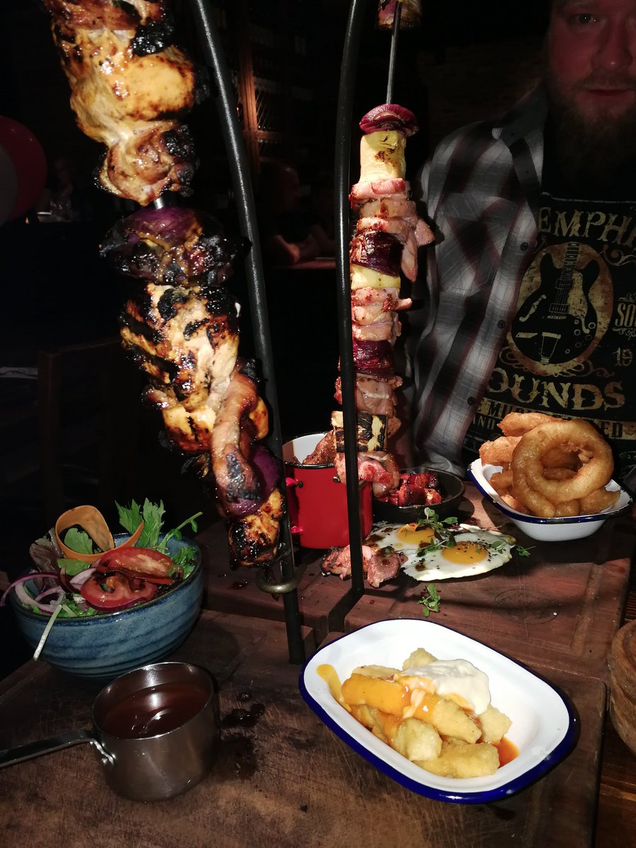 Absolutely delicious dinner <a href="/HunlokeArms/">The Hunloke Arms</a> this evening #fullup and the staff were really friendly. Will definitely be back #goodfood