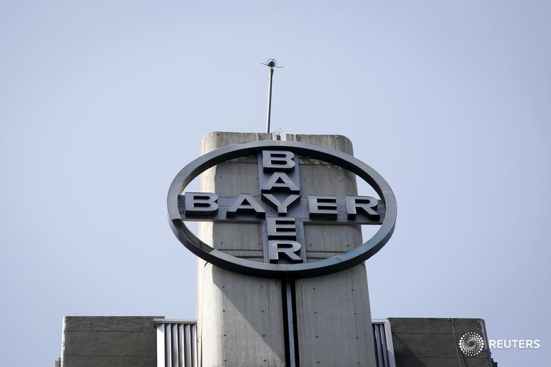 ReutersLegal's tweet image. Bayer, J&amp;amp;J cleared of liability in latest #Xarelto trial reut.rs/2C1xU3A @TinaBellon ($)