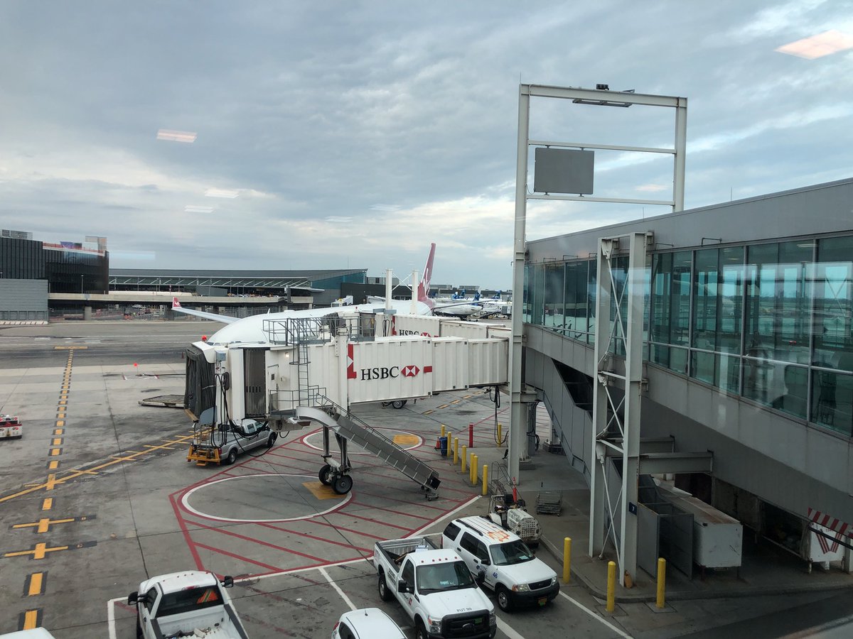 MarkHCoatham's tweet photo. Nearly boarding @JFKairport and the bags on the plane @Delta @VirginAtlantic #bagtracker #bagsonbeforeus https://t.co/dLPQJPlyq9