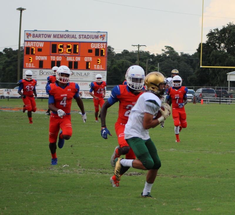 zactallent11's tweet photo. #beatbartow @GJHS_Football https://t.co/sDhw3LupBV
