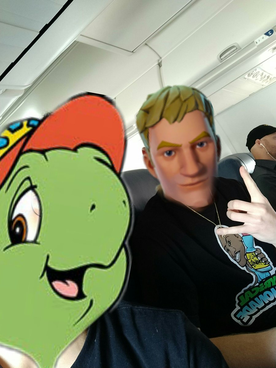 sqzey's tweet image. I'm weak