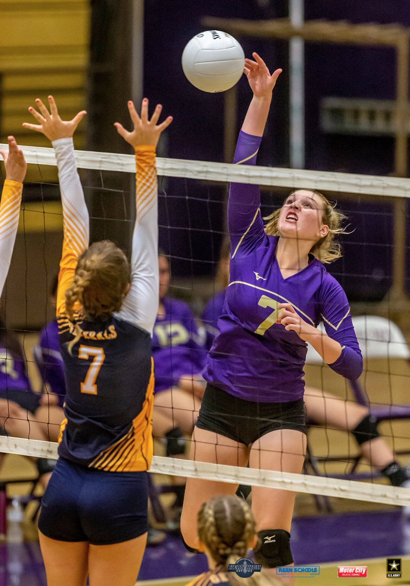 PHOTOS: Action photos of Shafter at Ridgeview volleyball. Ridgeview won 3-0. <a href="/ShafterHigh/">ShafterAthletics</a> <a href="/RHS_PACK/">Ridgeview Wolf Pack</a> #KHSDAchieve