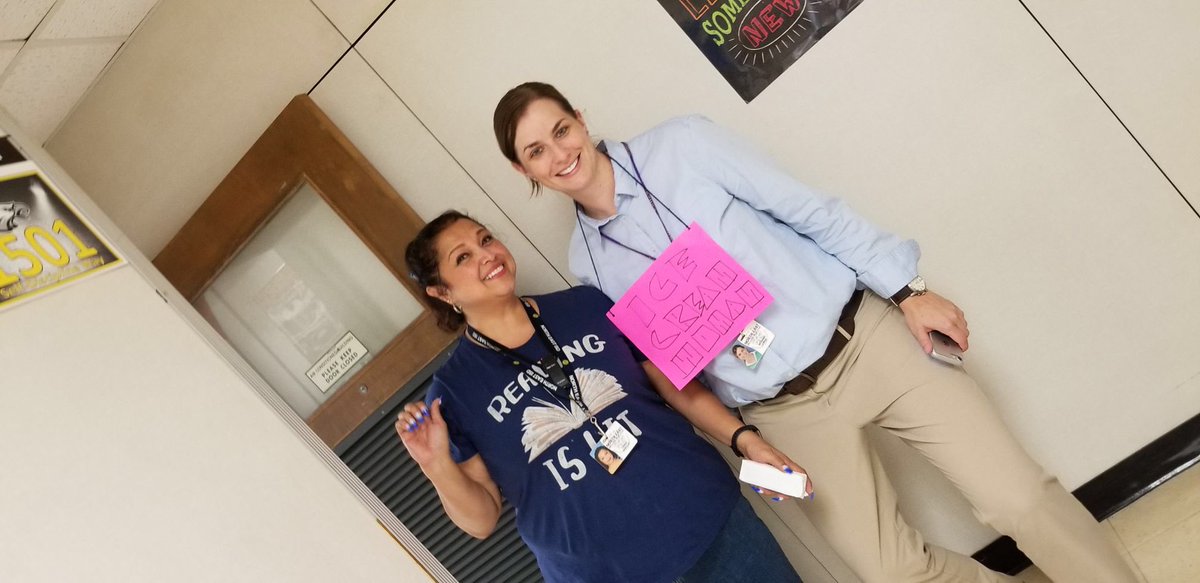 edwhiteneisd's tweet image. Principal Bethany Lorge and DATA Director Fernando Ruiz deliver a cool treat to teachers to celebrate first week of school. #edwhite #edwhitestory #edwhitetakesflight #accomplishments #icecream