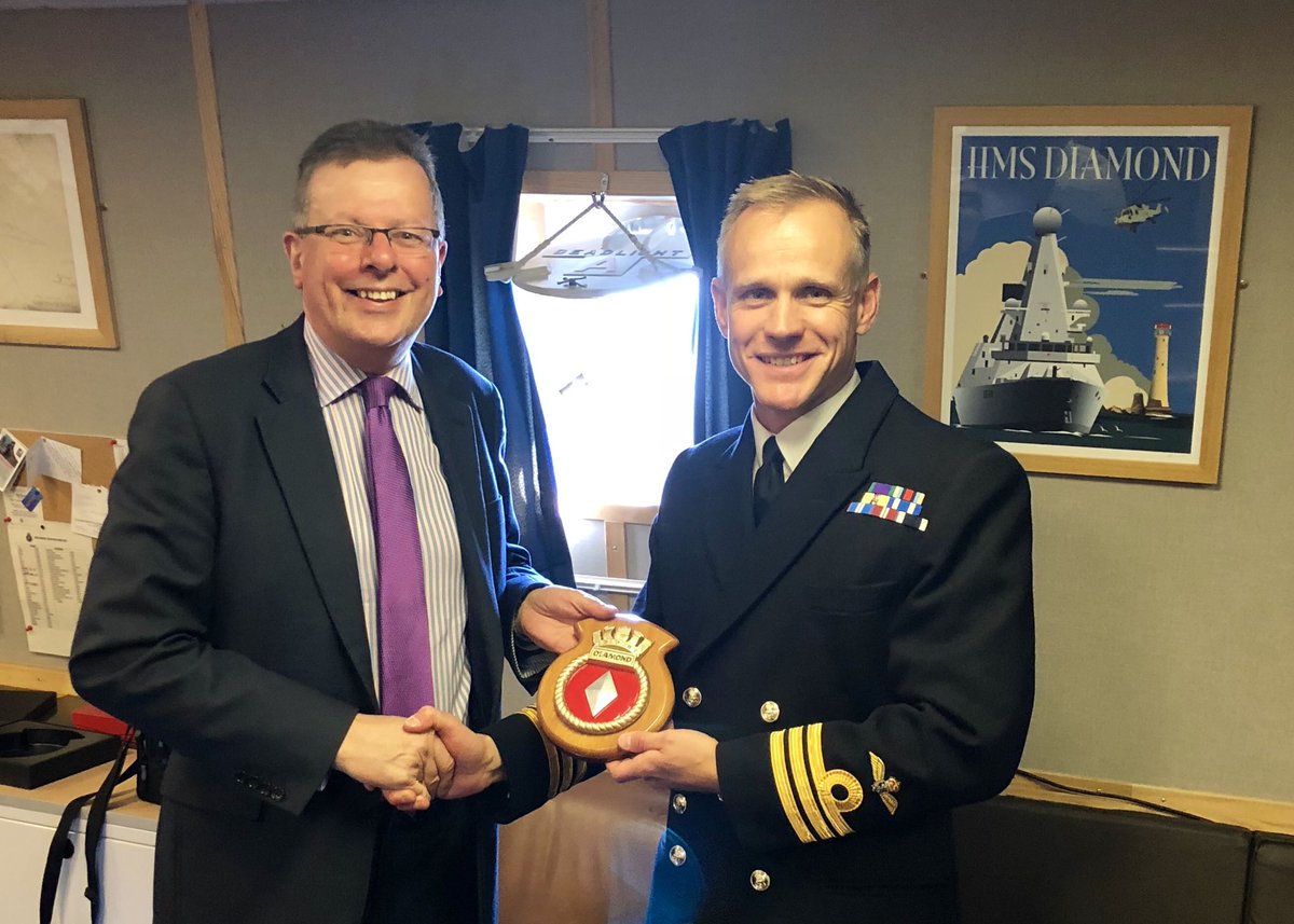 hmsdiamond's tweet photo. Honour to host @Tobias_Ellwood and @RAdmCGardner onboard @hmsdiamond along with many other friends of @RoyalNavy for Day 2 of @BmthAirFest. Special thanks to @HotRocksBMouth for some fabulous hosting of the Ship’s Company ashore. https://t.co/yVjyXwpZN8
