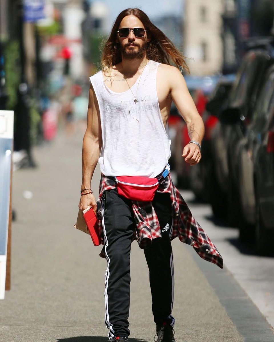 @JaredLeto. pic.twitter.com/GqXgdwfEK4. http. 