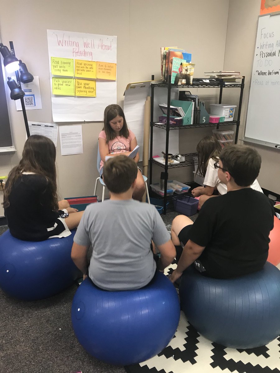 lauren_driskell's tweet image. R2 Q:What did these writers do well to share their #flashdraft A: Details, expression, stayed in their own skin, precise, funny, put us in their shoes, figurative language, and suspense!