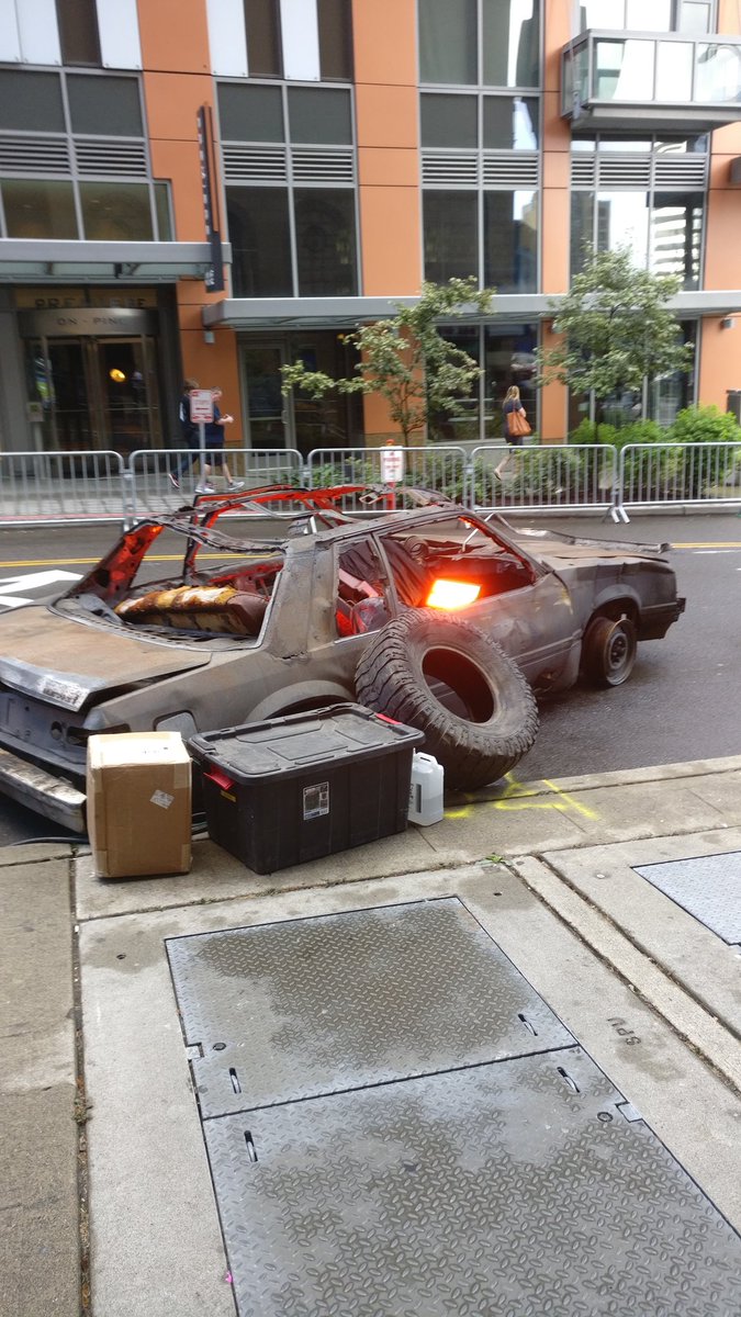 Some really insane props outside the arena!