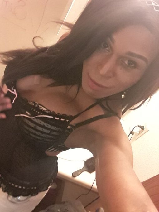 There are a couple video shoots coming! I hope you guys are ready💖 #TSNinaRios https://t.co/v9qcReQy<a href="/tag/tsninarios"class="tags"><span>#tsninarios</span></a>