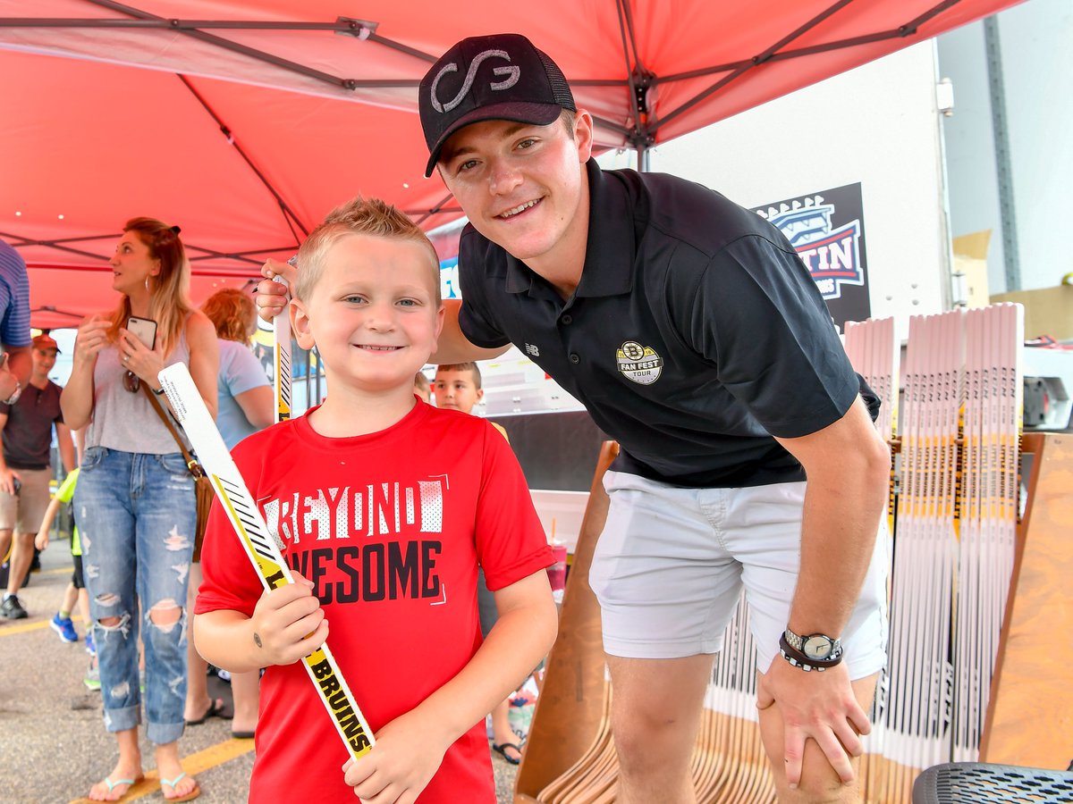 Ryan Donato tweet media