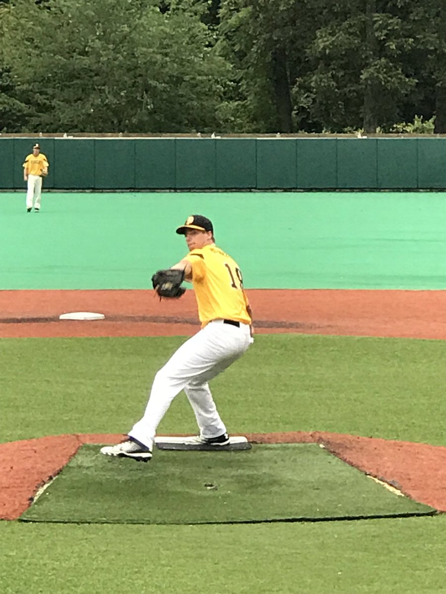PODPrep_IC's tweet image. Prep Gold ties first game of the day 2-2 at Diamond Nations. Amazing pitching by Dylan Bish and Gavin Henderson.  #diamondnation #prepgold