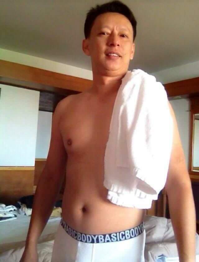 Packsa1's tweet image. หาคนอาบน้ำให้หน่อยคับ