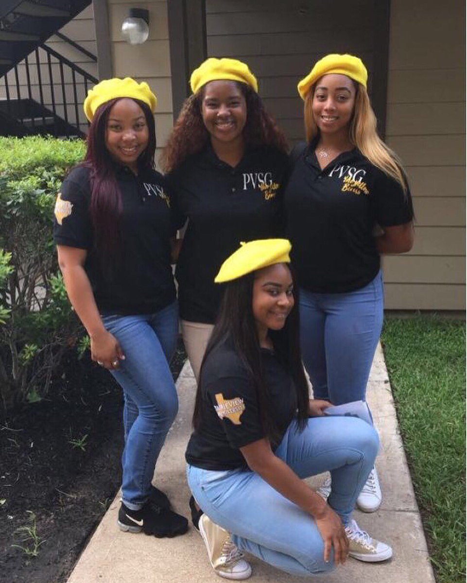PVYellowBerets's tweet photo. Today we had the opportunity to help the lovely ladies of building 35 move-in!! Enjoy panther camp, we can’t wait to get to know you all this Fall 💛✨🌻 #pvamu #pvamu22 #Freshmenmovein https://t.co/OLRnodyb3x