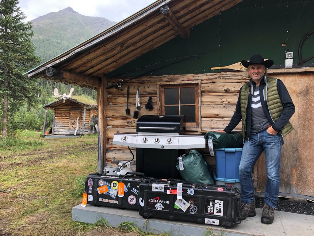 JimShockey_'s tweet photo. Sheep hunt is over...no ram! Great hunt! https://t.co/HLKMpH7JPp