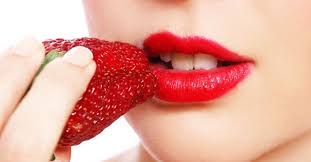 BYHERINSPIRE2's tweet photo. Tips bibir sihat &amp; lembap

1. Jgn sesekali menjilat bibir
2. Minum air putih 8 gelas sehari atau lebih
3. Gunakn scrub bibir agar bibir tidak kering &amp; merekah
4. Gunakan pelembab bibir/vaseline
5. Bersihkn lipstick yg ada di bibir sebersih-bersihnya
6. Gosok bibir dgn berus gigi https://t.co/grOYySk6Sq