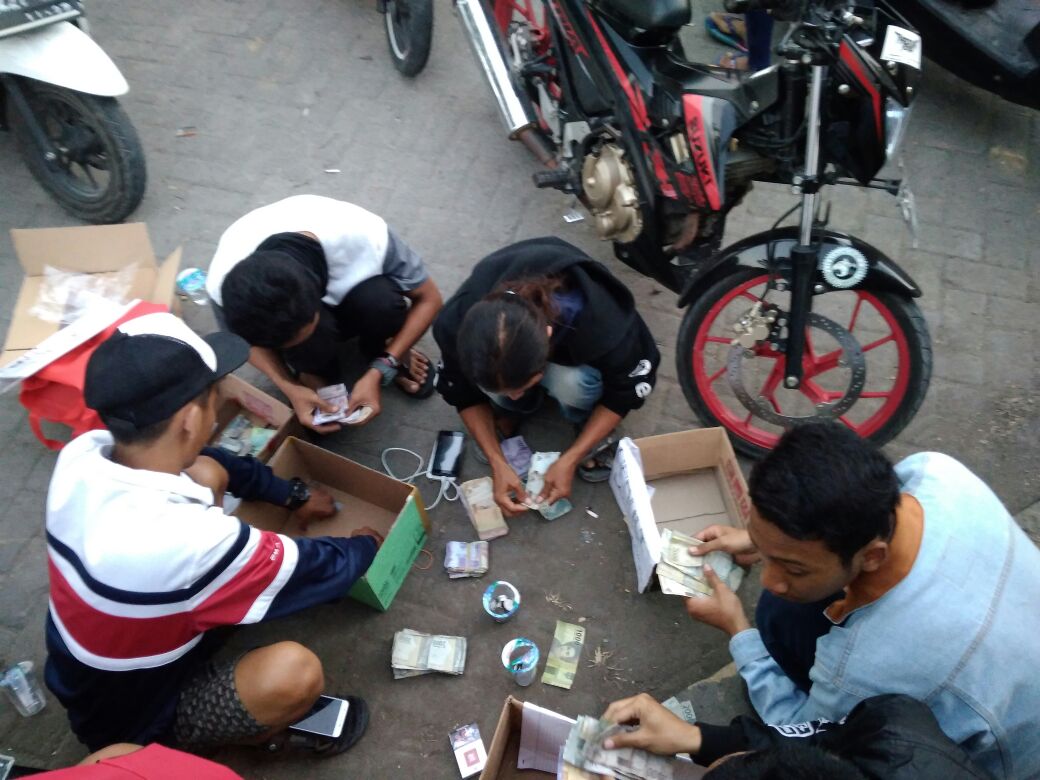 Galang dana.donasi untuk dulur di lombok NTB #UltrasPager #UltrasPanturaBersatu #UltrasGresik #PrayForLombok