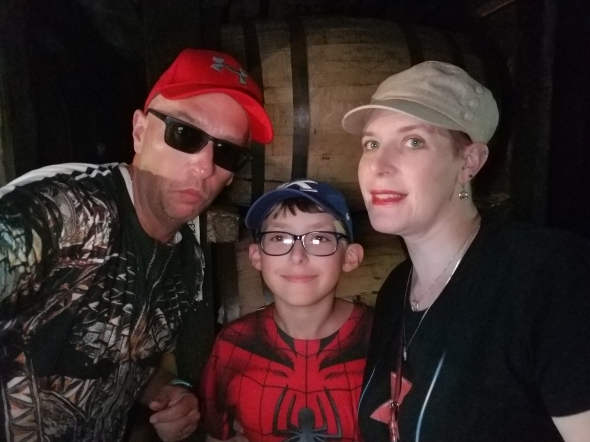 skrogh73's tweet photo. awesome time down in Louisville for a lil family get away.  good eats, drinks, family time and met a #bourbon legend too https://t.co/2yhcMp2K37