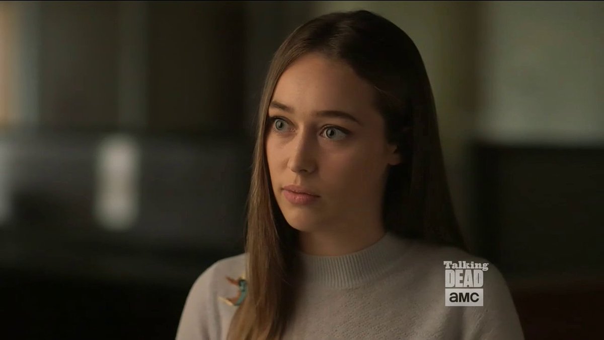 theDebnamNews's tweet image. Alycia during her “Inside the Episode” interview #FearTWD