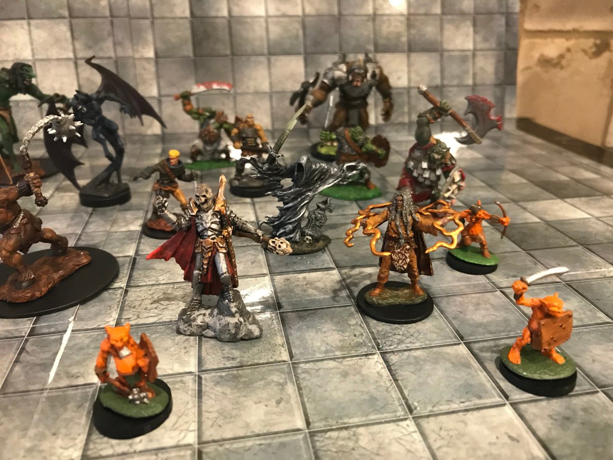 ktylerleet's tweet photo. Hey @mephit_man, here are my first 3.5 weeks' worth of painted minis.
#EffectsOfCriticalRole #MiniatureAddiction @CriticalRole
Maybe one day, I'll have as many as @VoiceOfOBrien and @matthewmercer π
https://t.co/KH282zo5bl