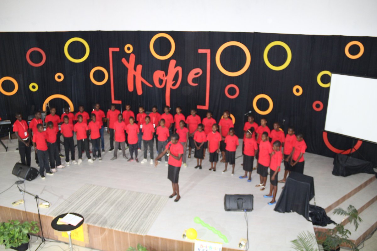 ICCKite's tweet photo. Then we had the Kenya Kids present a spoken word and the highlight was,"Respect every child, for you do not know who you are dealing with"
#GodTheProvider #HopeForTheFamily #YearofHope https://t.co/9LHPeyBRD8