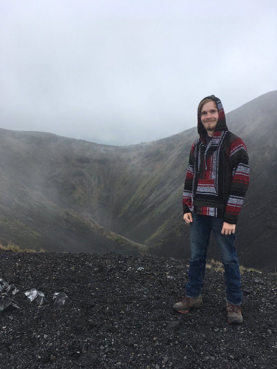 The_Volcano_Guy's tweet photo. Got get better than a hike over a lava field, a climb up Parícutin, and then scree running down it!! #LavaFun #GroupTrekking #Mexico #CIIV https://t.co/YcPsTHhf3l