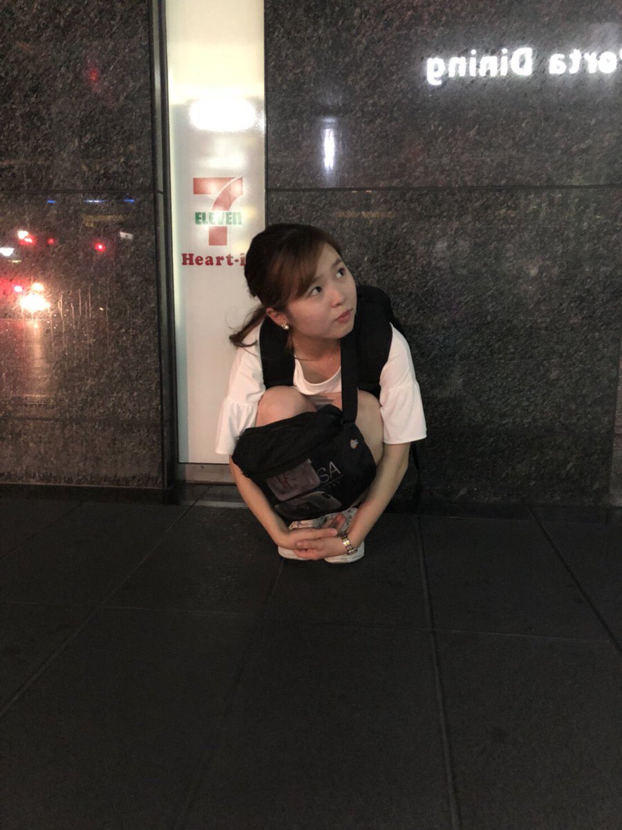 Rits2018G's tweet photo. 〔メンバー紹介 No.12〕
きょうは2回生で副リーダーのあやなさんです😸😸

◯名前:北村 彩奈
◯学部:産業社会
◯回生:2
◯好きなもの:佐藤晴美、サッカー、nike
◯GVへの意気込み:副リーダーやりきる！！！みんなに頼ってもらえるような人になる👊🏻！

#ApolloGV https://t.co/dVNhnCdQ2H